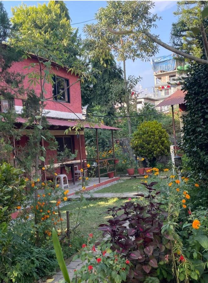 Gurkha Lodge Pokhara Exterior foto