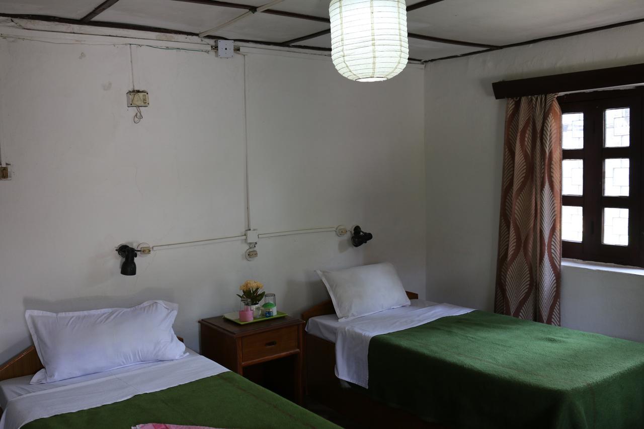 Gurkha Lodge Pokhara Exterior foto
