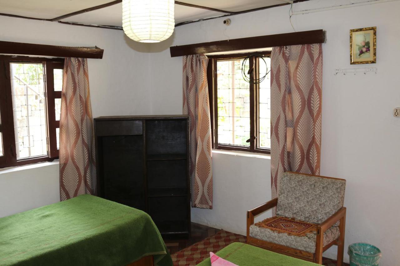 Gurkha Lodge Pokhara Exterior foto