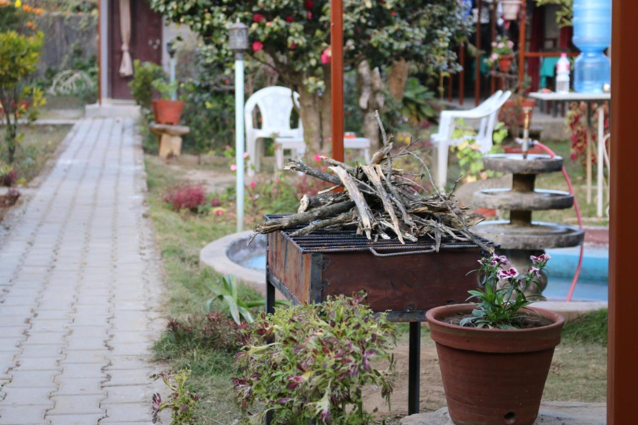 Gurkha Lodge Pokhara Exterior foto