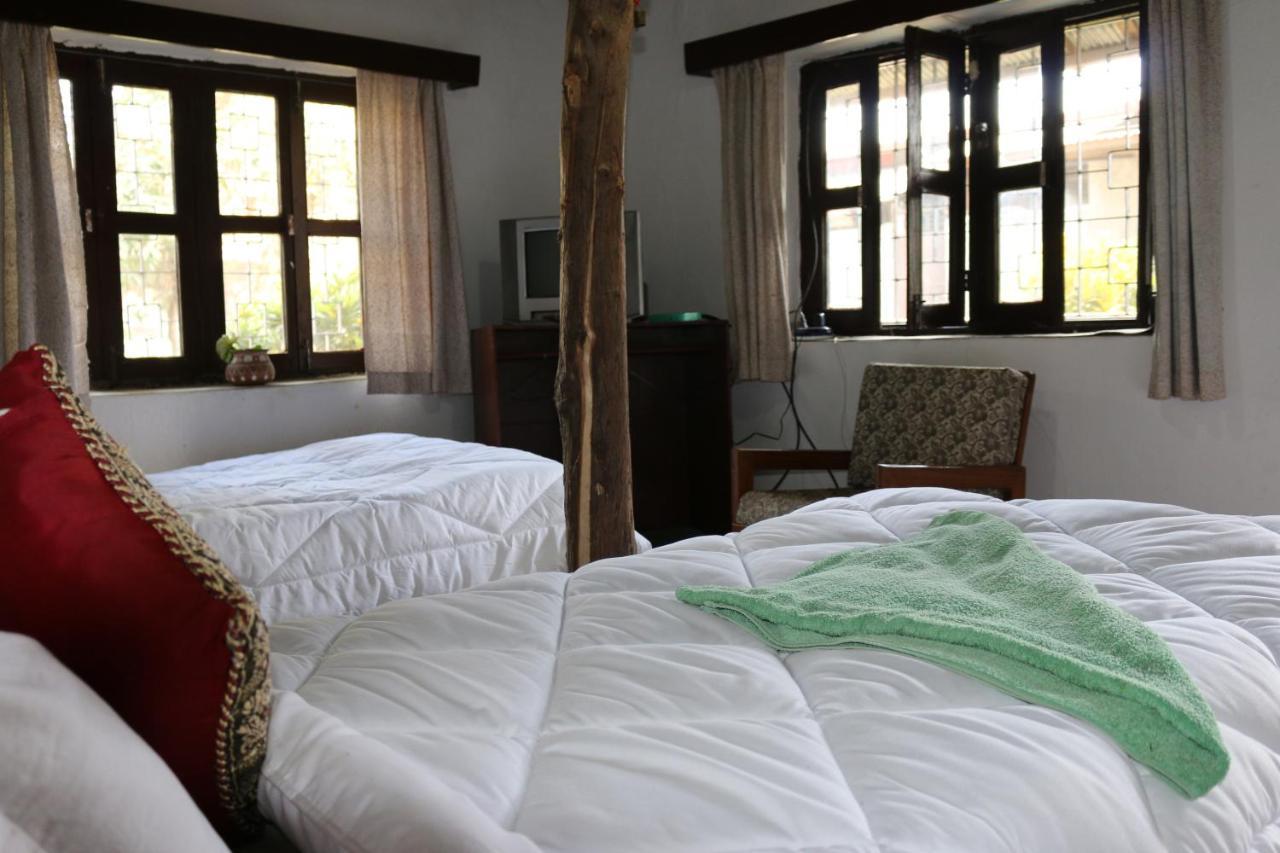 Gurkha Lodge Pokhara Exterior foto