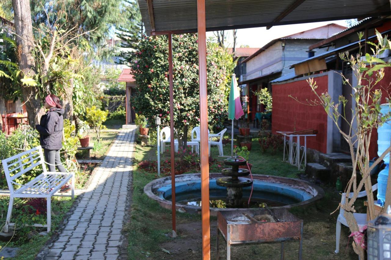 Gurkha Lodge Pokhara Exterior foto